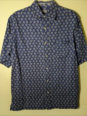 Vintage Men's Knightsbridge Blue Short-Sleeve Patterned Button-Up Shirt Small